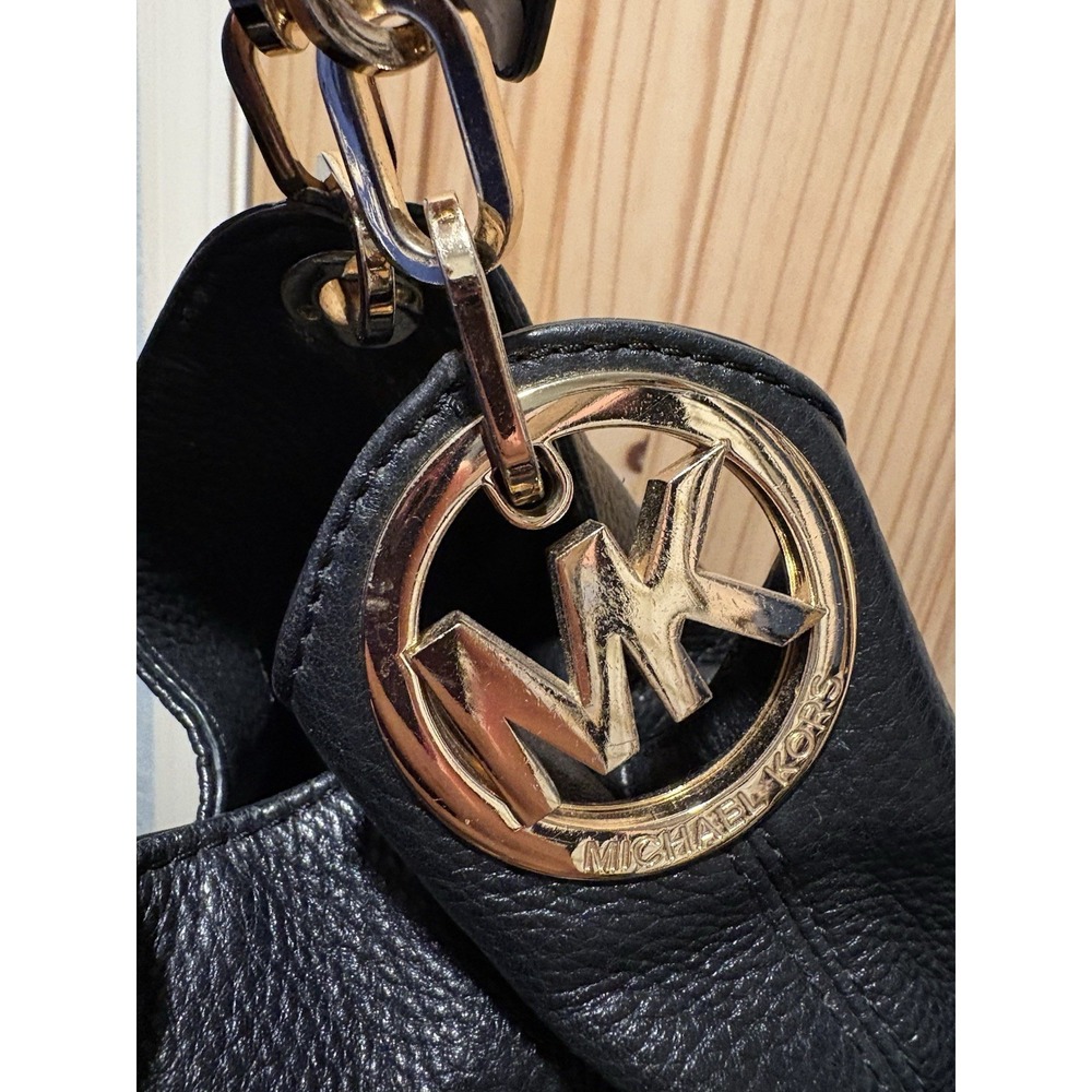 Michael Kors Black Pebbled Leather Fulton Hobo Bag Gold Chain Shoulder Purse - Picture 7 of 8